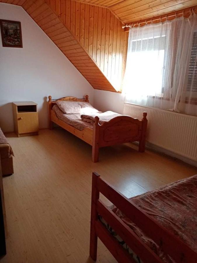 Badacsonyi Magan Szallas Badacsonytomaj Exterior foto