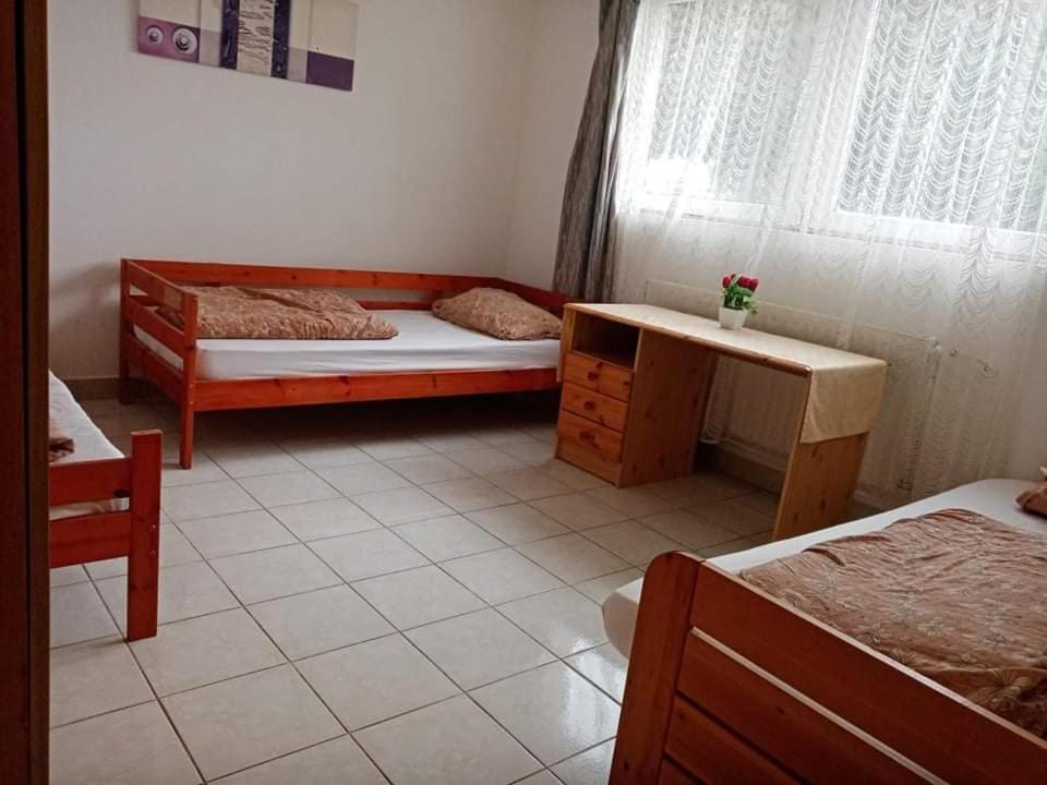 Badacsonyi Magan Szallas Badacsonytomaj Exterior foto